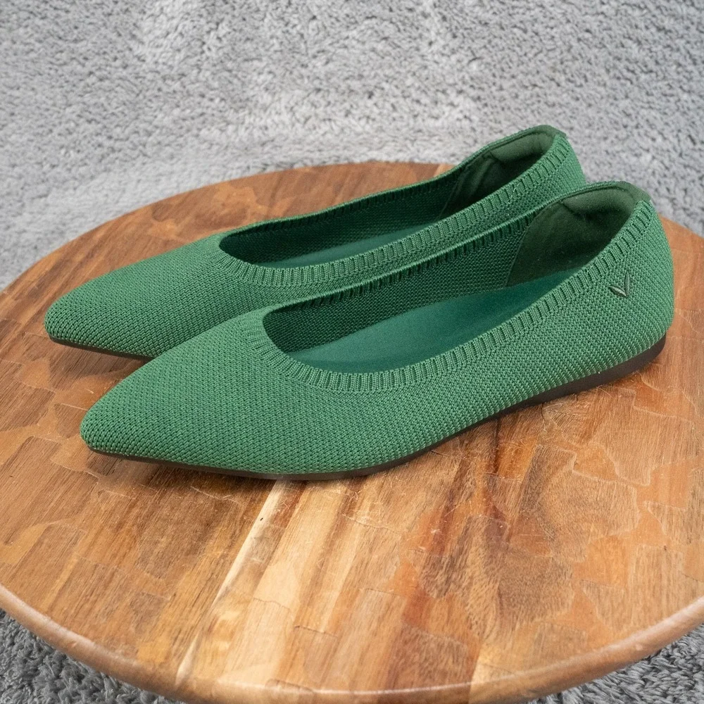 Vivaia Pointed Toe Ballet Flats Shoes Forest Green Knit Comfort 37.5 EU 7 US